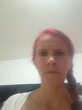 cintia love online show from 04/12/26, 09:20