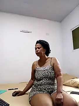 Snapshot of IIv0ryN0IIReX-XX chatting on 02/01/26, 04:16 IIv0ryN0IIReX-XX online show from 02/01/26, 04:16