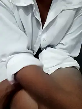 Sexy sara09 online show from 02/23/26, 04:54