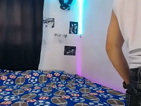 Snapshot of YourSecretCraving chatting on 01/10/26, 02:13 YourSecretCraving online show from 01/10/26, 02:13