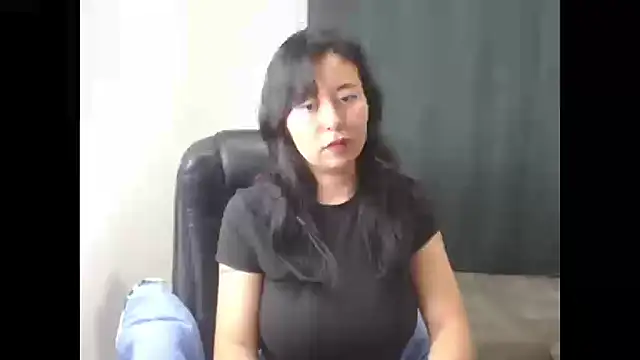 LolaOpalX online show from 01/06/26, 01:53