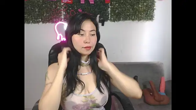 LolaOpalX online show from 02/16/26, 04:14