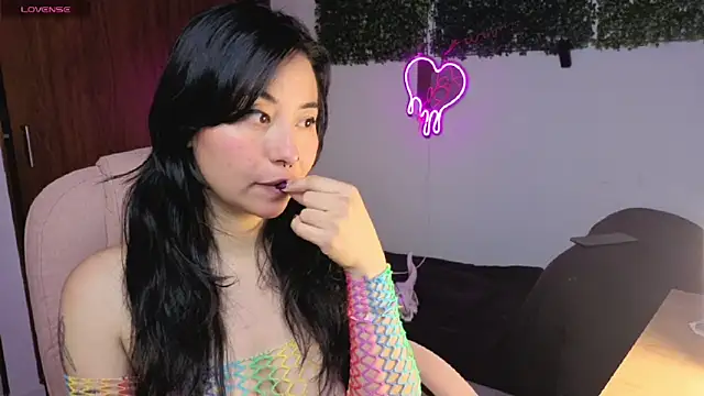 LolaOpalX online show from 04/22/26, 12:24