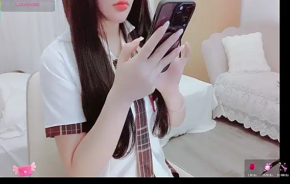 Snapshot of Junnatalie__ chatting on 05/10/26, 02:06 Junnatalie online show from 05/10/26, 02:06