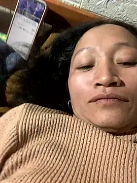 Snapshot of donaaa2 chatting on 02/18/26, 02:13 donaaa2 online show from 02/18/26, 02:13