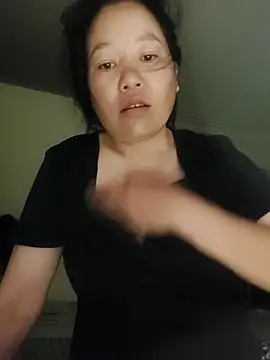 donaaa2 online show from 04/23/26, 08:44