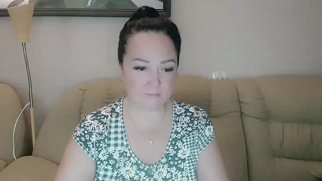 infinity loveliness online show from 09/26/25, 05:11