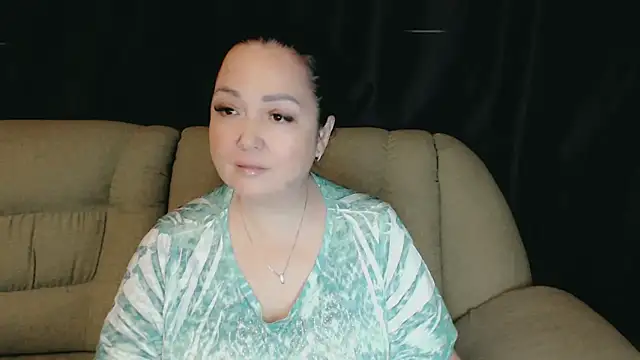 infinity loveliness online show from 12/04/25, 01:42