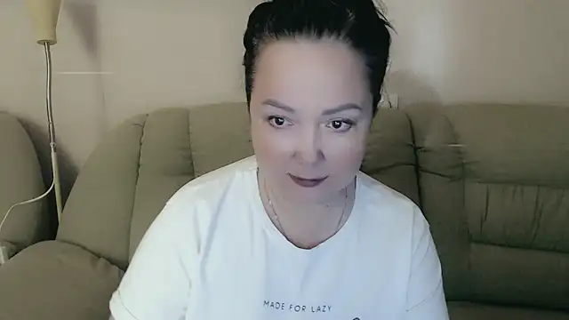 infinity loveliness online show from 12/20/25, 07:37