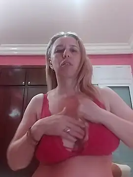 Snapshot of Adinashow12 chatting on 02/28/26, 08:54 Adinashow12 online show from 02/28/26, 08:54