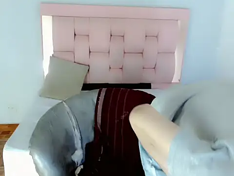 sora jun online show from 04/23/26, 12:40