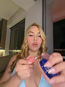 karymoron online show from 04/25/26, 04:26