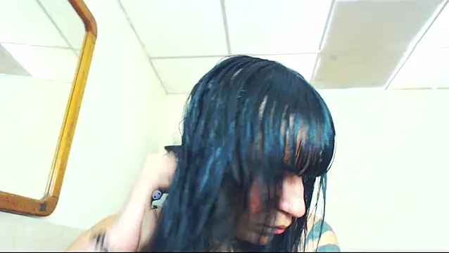 jazmin wolf online show from 04/07/26, 05:02