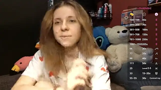 Snapshot of TiaraHenegan chatting on 02/04/26, 07:25 TiaraHenegan online show from 02/04/26, 07:25