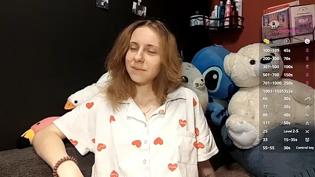 Snapshot of TiaraHenegan chatting on 02/07/26, 07:12 TiaraHenegan online show from 02/07/26, 07:12