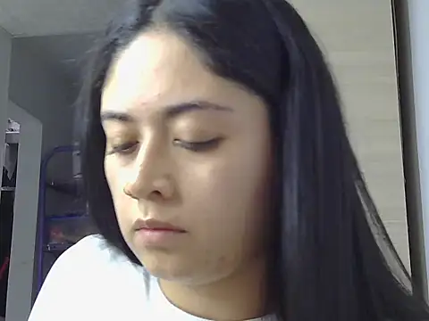 Snapshot of SweetAlbedo chatting on 01/09/26, 10:33 SweetAlbedo online show from 01/09/26, 10:33