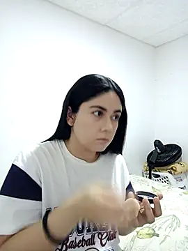 Snapshot of SweetAlbedo chatting on 02/07/26, 12:14 SweetAlbedo online show from 02/07/26, 12:14