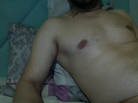 Snapshot of ekremzztrk chatting on 02/18/26, 04:03 ekremzztrk online show from 02/18/26, 04:03