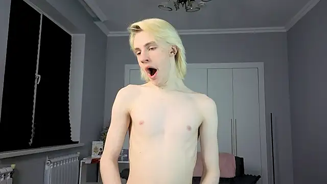 lucidangelok1 online show from 03/12/26, 01:17