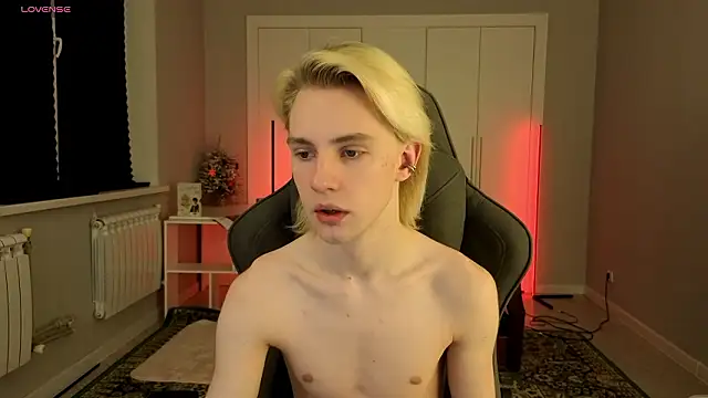 lucidangelok1 online show from 03/22/26, 11:52