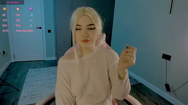 Aiko mainee online show from 02/26/26, 03:16