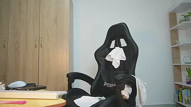 celestes777 online show from 03/16/26, 07:40