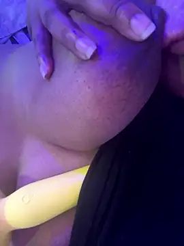 FlowersinEunoia online show from 01/08/26, 04:37