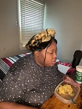 Chocolatebunnyxx96 online show from 03/23/26, 05:17