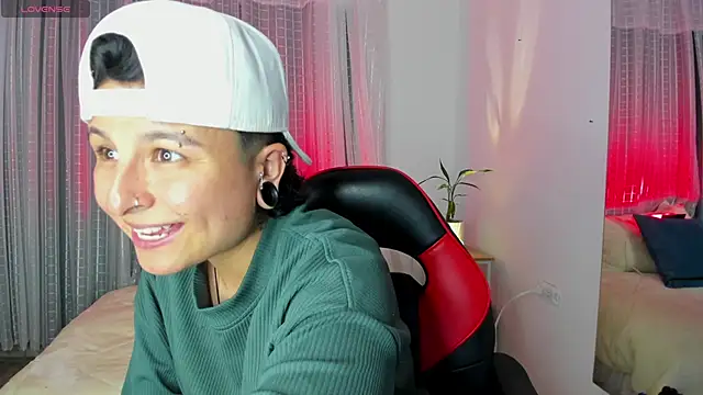 Zury Ramirez online show from 04/10/26, 10:14