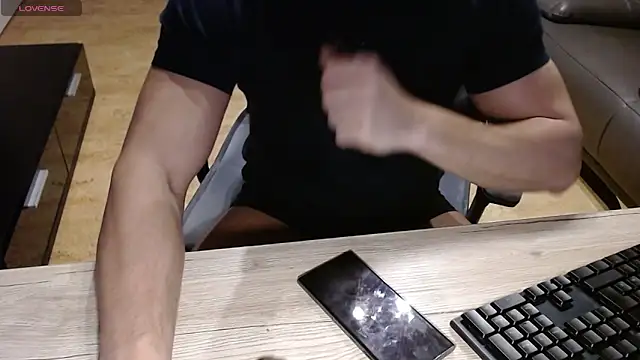 sensualman90 online show from 02/19/26, 09:00