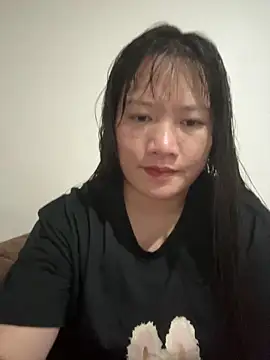 Snapshot of Suni-ii chatting on 05/10/26, 12:43 Suni-ii online show from 05/10/26, 12:43