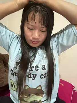 Snapshot of Suni-ii chatting on 05/11/26, 11:57 Suni-ii online show from 05/11/26, 11:57