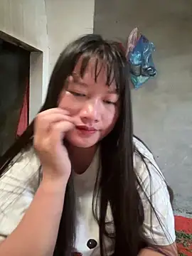 Snapshot of Suni-ii chatting on 05/14/26, 11:33 Suni-ii online show from 05/14/26, 11:33