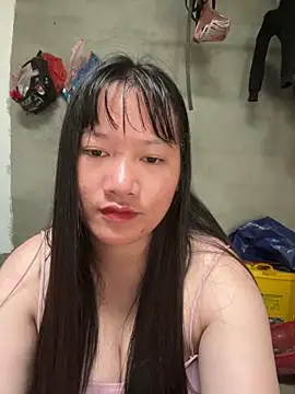 Snapshot of Suni-ii chatting on 05/16/26, 12:18 Suni-ii online show from 05/16/26, 12:18