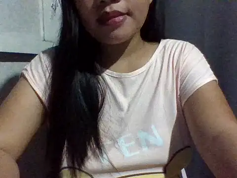 Snapshot of sweetprinces08 chatting on 02/28/26, 11:22 sweetprinces08 online show from 02/28/26, 11:22