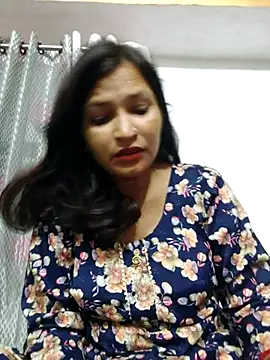 Snapshot of Priyaa_1433 chatting on 06/21/26, 08:50 Priyaa 1433 online show from 06/21/26, 08:50