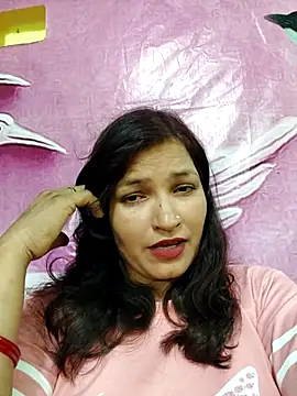Snapshot of Priyaa_1433 chatting on 07/16/26, 07:36 Priyaa 1433 online show from 07/16/26, 07:36