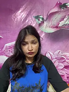 Snapshot of Priyaa_1433 chatting on 07/27/26, 04:58 Priyaa 1433 online show from 07/27/26, 04:58