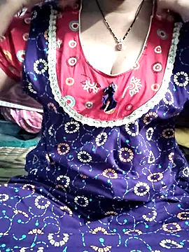 Snapshot of lusy79 chatting on 02/01/26, 02:10 lusy79 online show from 02/01/26, 02:10