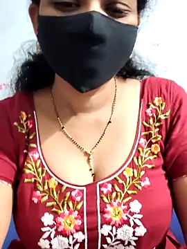 Snapshot of lusy79 chatting on 02/16/26, 05:53 lusy79 online show from 02/16/26, 05:53