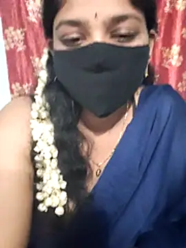 Snapshot of lusy79 chatting on 02/28/26, 05:03 lusy79 online show from 02/28/26, 05:03