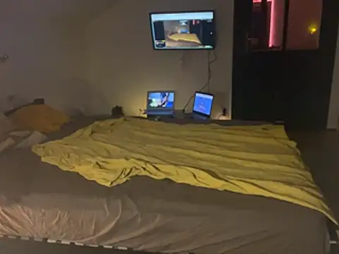 FFistPig69 online show from 04/14/26, 03:56
