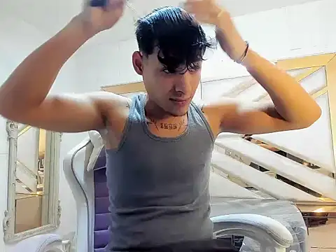 Snapshot of MaxStar26 chatting on 01/13/26, 02:44 MaxStar26 online show from 01/13/26, 02:44