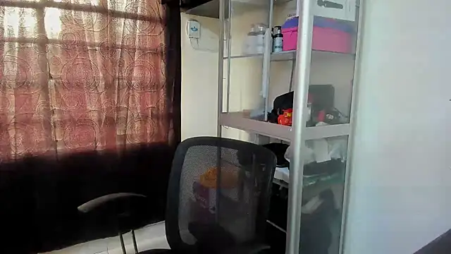 Snapshot of MaxStar26 chatting on 02/03/26, 12:21 MaxStar26 online show from 02/03/26, 12:21