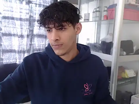 Snapshot of MaxStar26 chatting on 02/09/26, 12:42 MaxStar26 online show from 02/09/26, 12:42