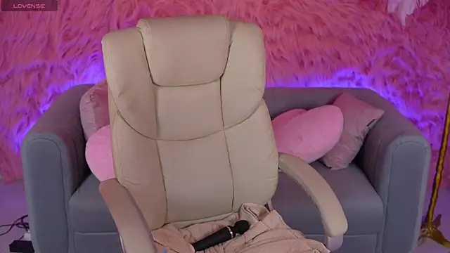 AlexaFleur online show from 04/23/26, 06:25