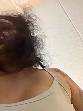 LadyxOnyx online show from 01/12/26, 05:07