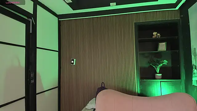 ThaliaBrookss  online show from 02/11/26, 05:23