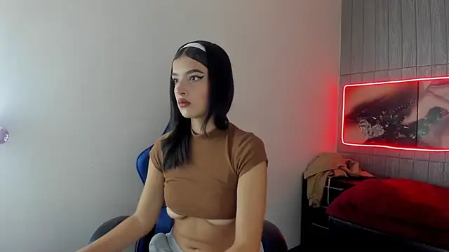 honeyluxe  online show from 02/03/26, 04:43