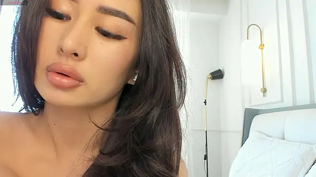 Snapshot of SayokoMia_S chatting on 02/14/26, 09:17 SayokoMia S online show from 02/14/26, 09:17